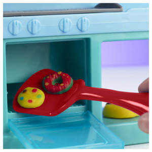 Play-Doh Kitchen Creations Busy Chefs Restaurant Playset